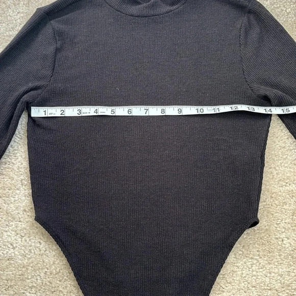 NWOT Blanc Bodysuit - Picture 5 of 6